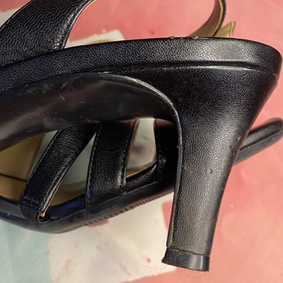 Naturalizer ‘Taimi’ strappy mid-heel slingback sandals - Picture 6 of 8